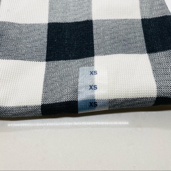 NWT Old Navy Waffle Shirt Black & White  XS - Picture 8 of 11